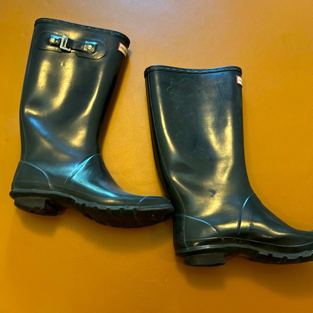 Hunter huntress black boots